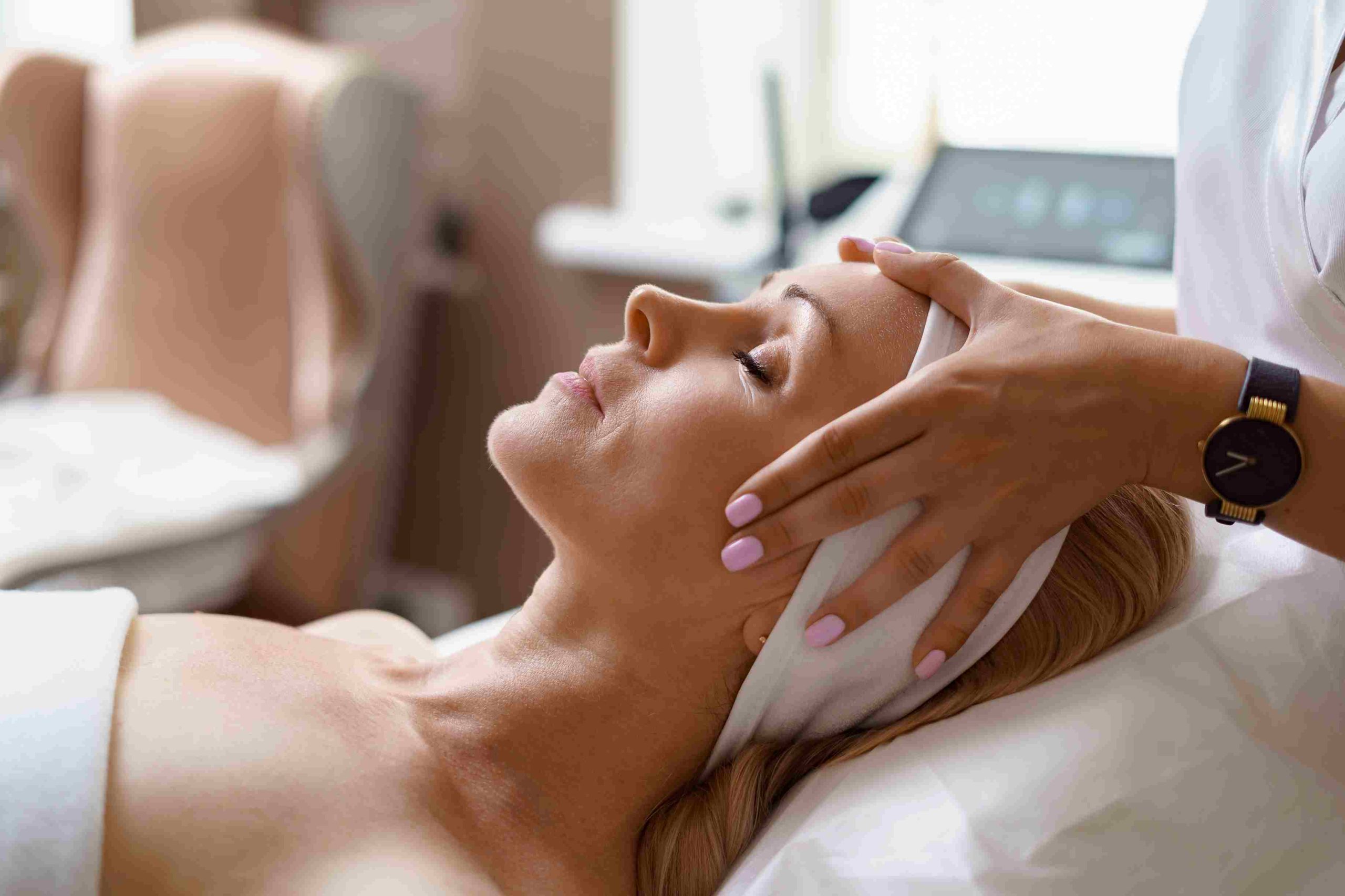massage facial-beauty-treatment-metamorfose marrakech